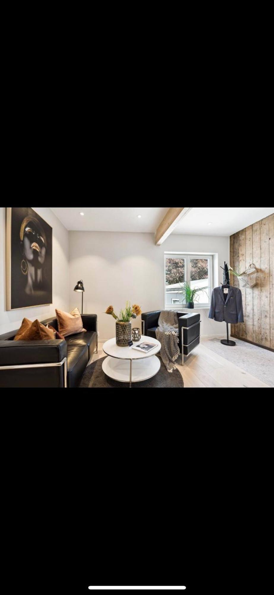 Sentral Moderne Lejlighed *